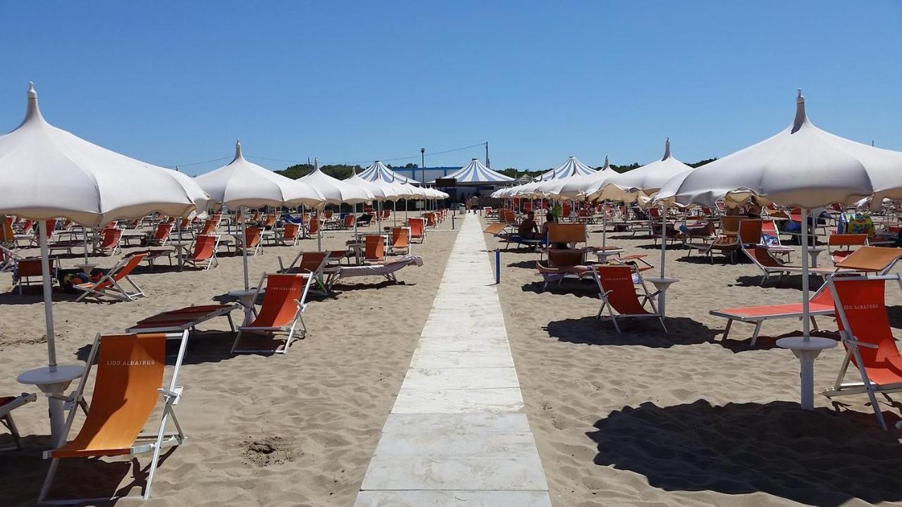 לזינה Villaggio Albatros Resort מראה חיצוני תמונה