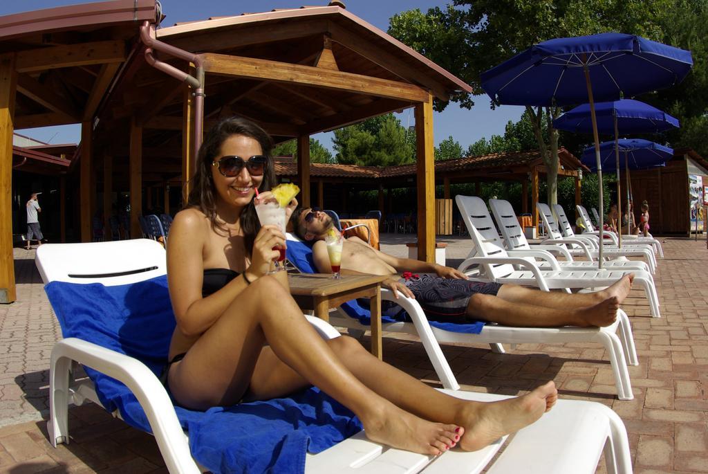 לזינה Villaggio Albatros Resort מראה חיצוני תמונה