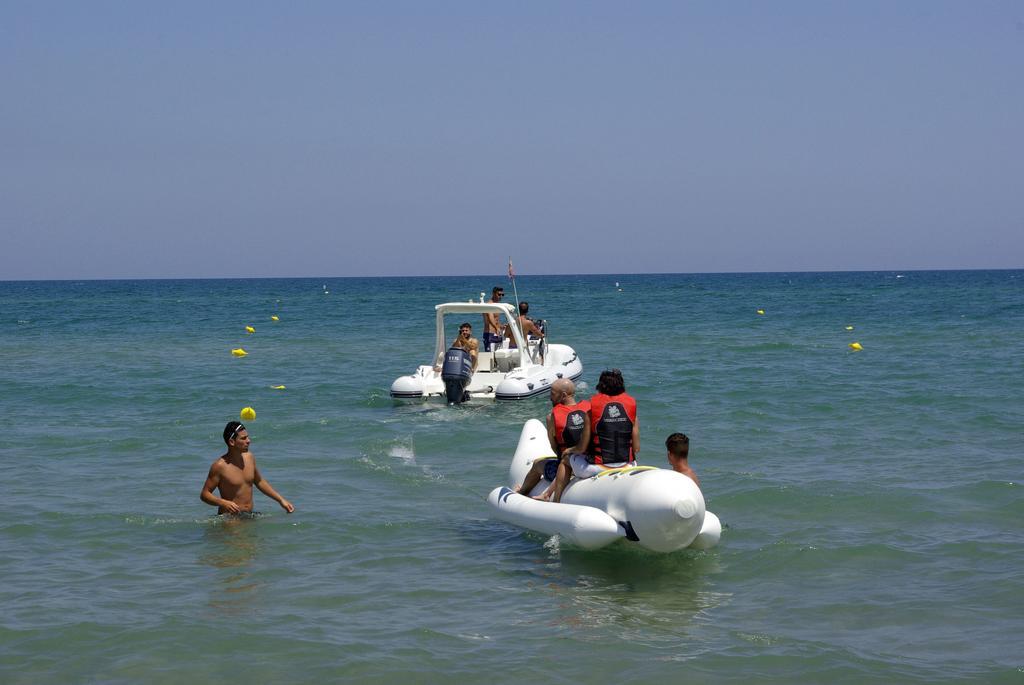 לזינה Villaggio Albatros Resort מראה חיצוני תמונה