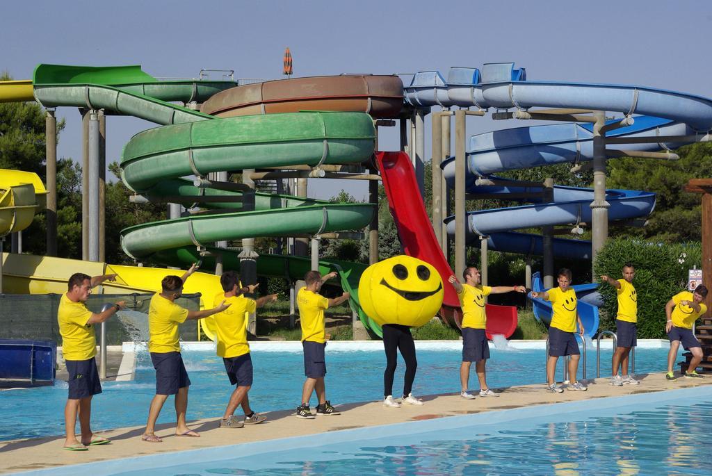 לזינה Villaggio Albatros Resort מראה חיצוני תמונה