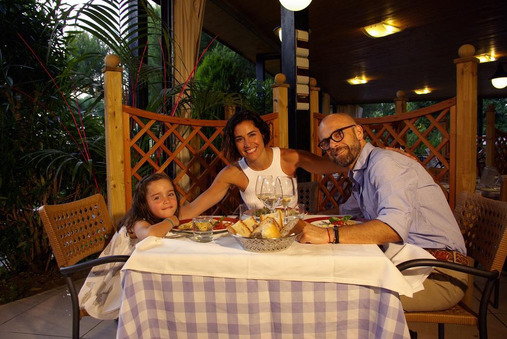 לזינה Villaggio Albatros Resort מראה חיצוני תמונה